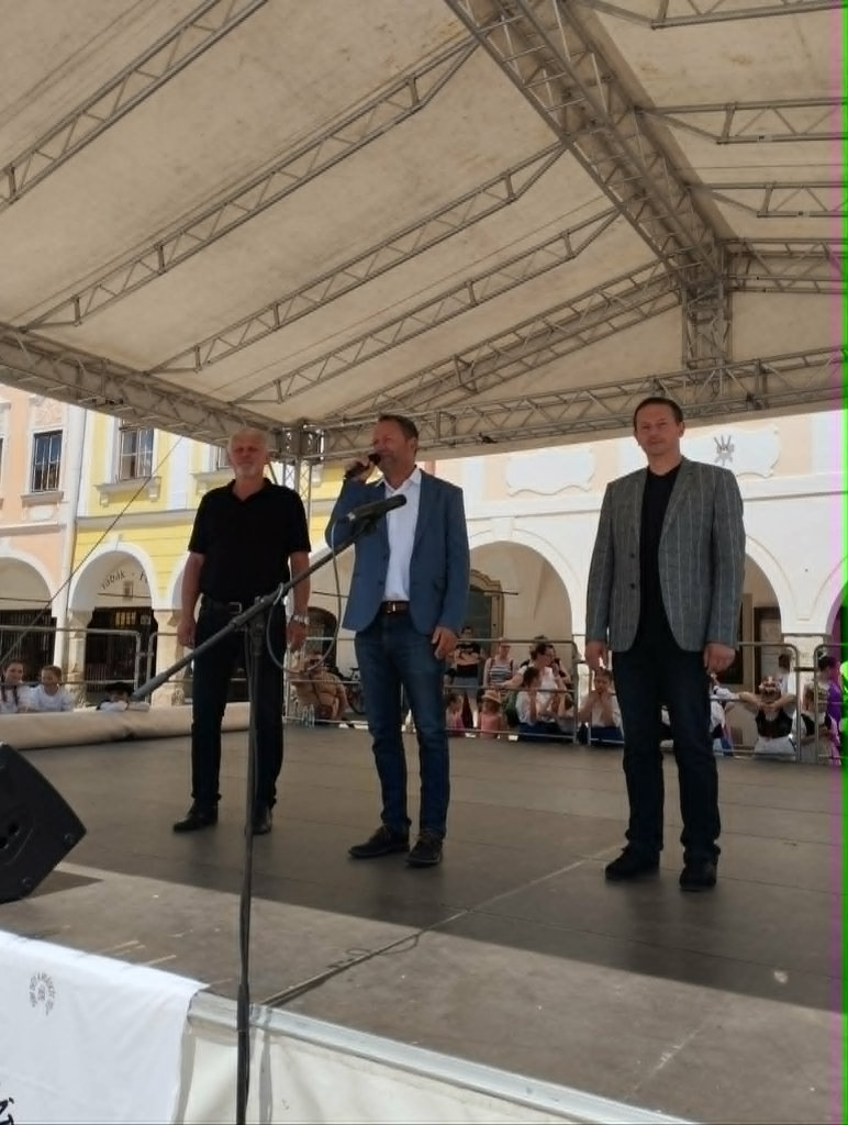 85.jpg