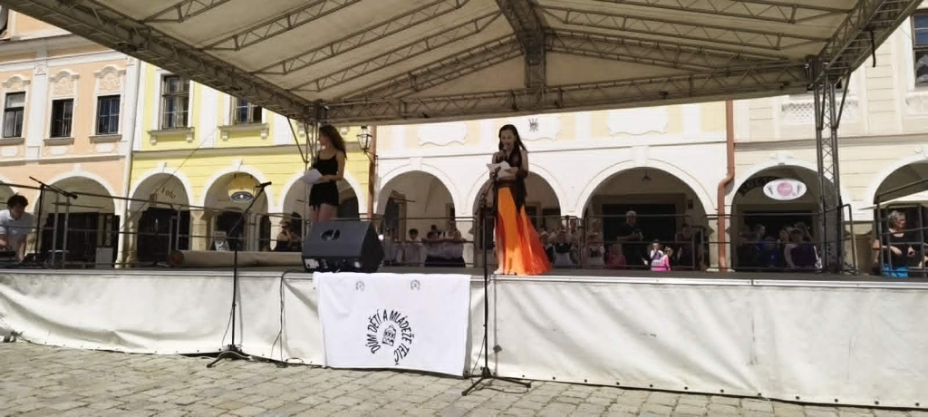 223.jpg